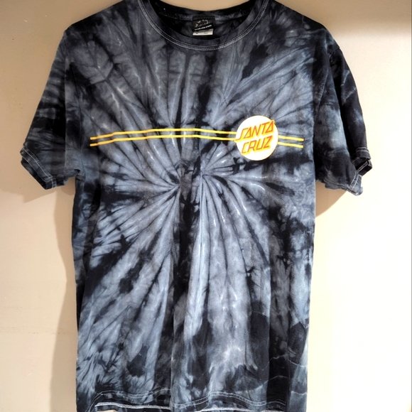 Santa Cruz Skateboards Other - Santa Cruz tie dye Grey and black t-shirt size M